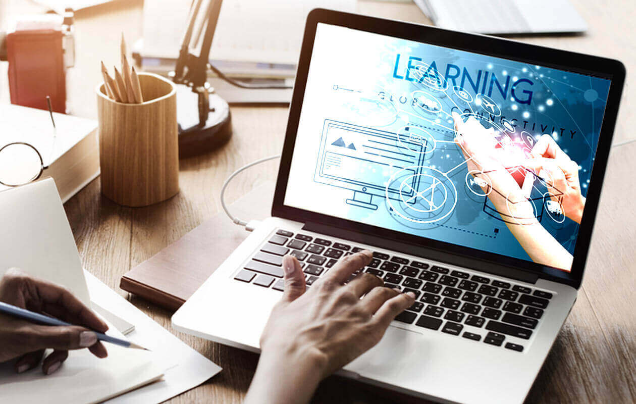 12年國教課綱新增「資訊科技」、「生活科技」